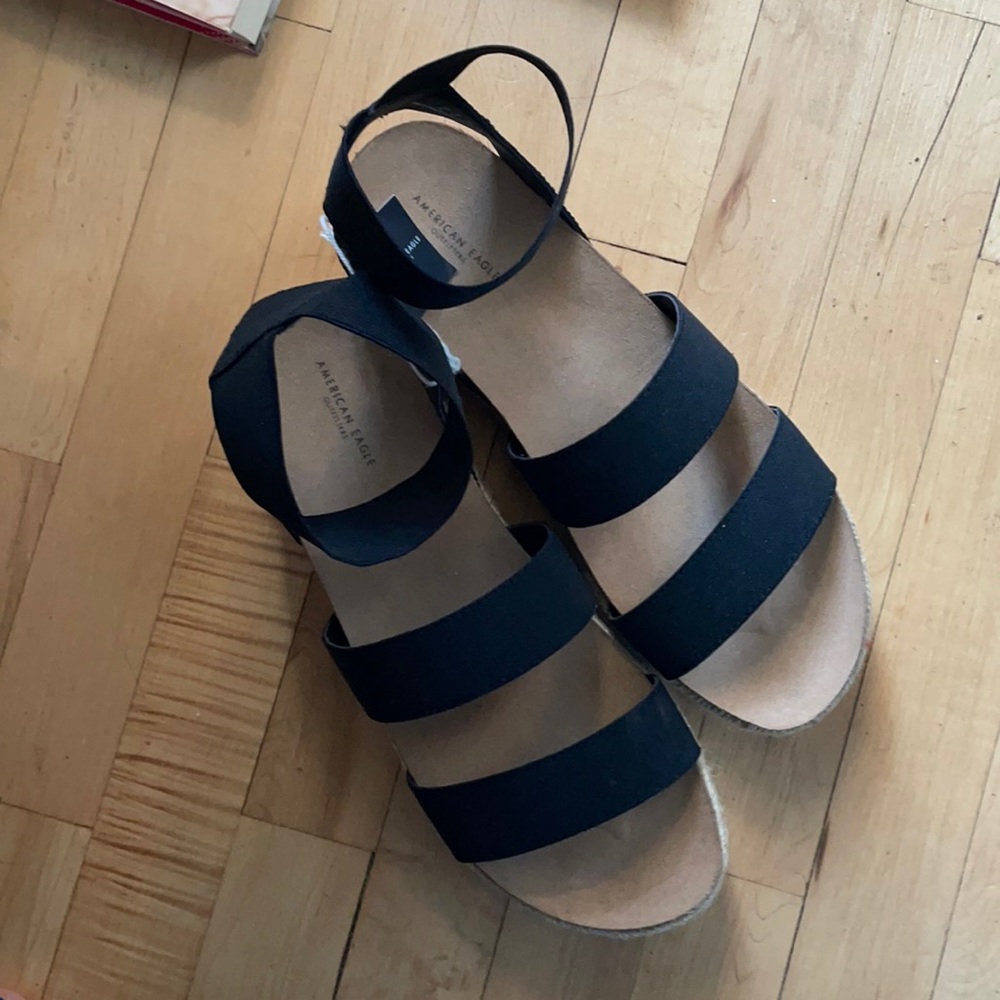 American Eagle Flatform Sandals